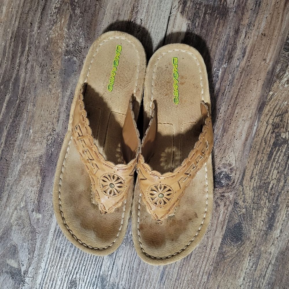 Encanto Sandals Sz 10 camel brown